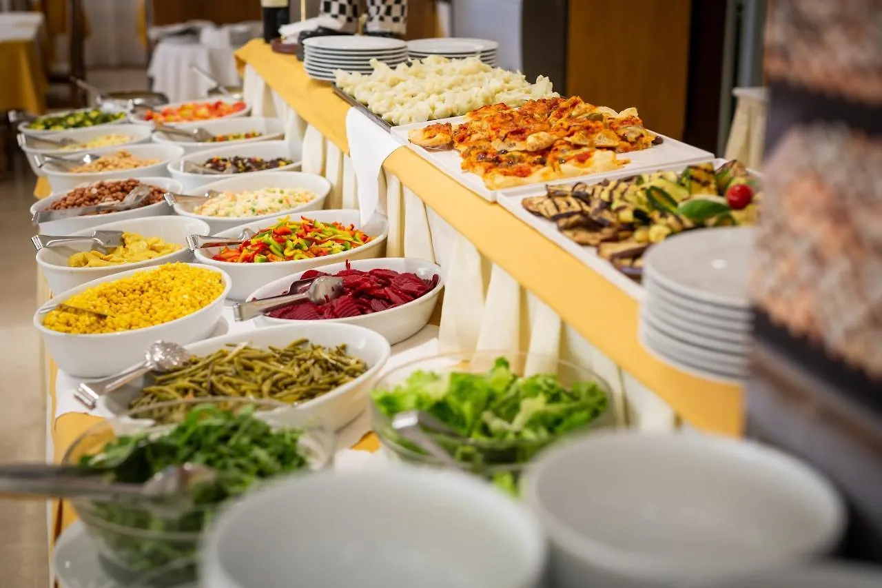 קאורלה Hotel Coralba